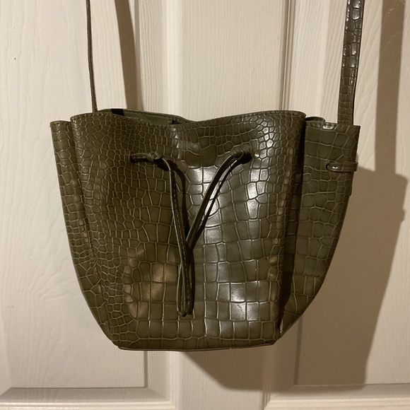 🐊Free People Aster Green Crocodile Crossbody Purse🐊 - Picture 2 of 8